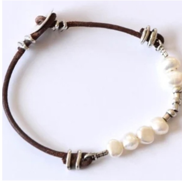 Rare Silpada Natural Pearl 925 Sterling Silver Brown Leather Button Bracelet - Picture 2 of 7